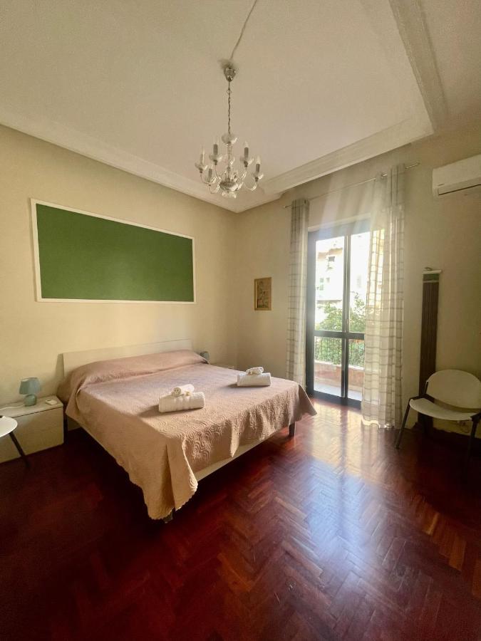Apartament Dimora Di Maury A Due Passi Dai Trasporti E Da Ballaro Palermo Exterior foto