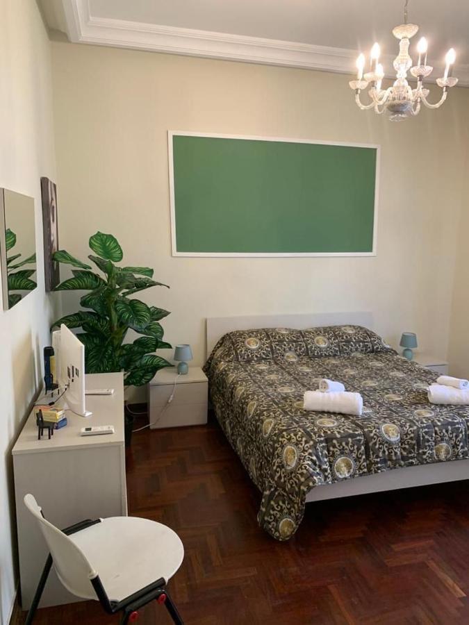 Apartament Dimora Di Maury A Due Passi Dai Trasporti E Da Ballaro Palermo Exterior foto